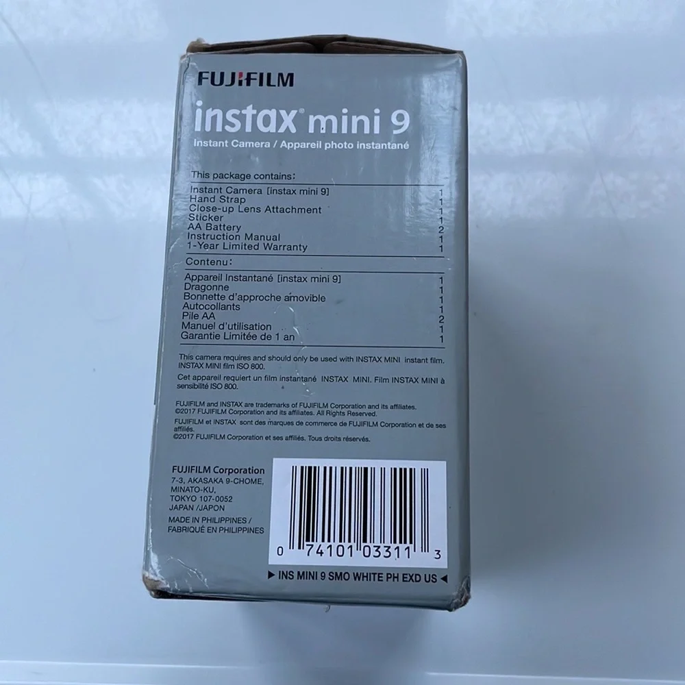 Fujifilm Instax Mini 9 instant camera in smoky white Nwb